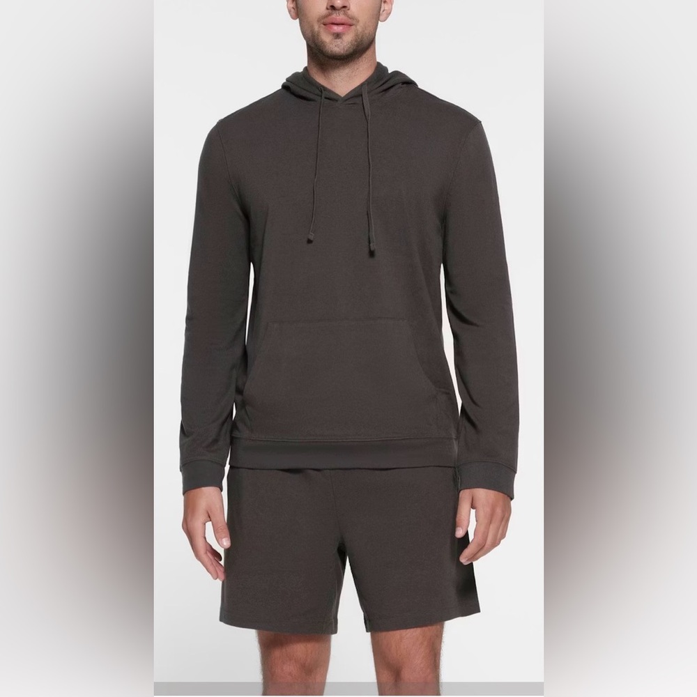 BNWT Men's Skims Hoodie XL